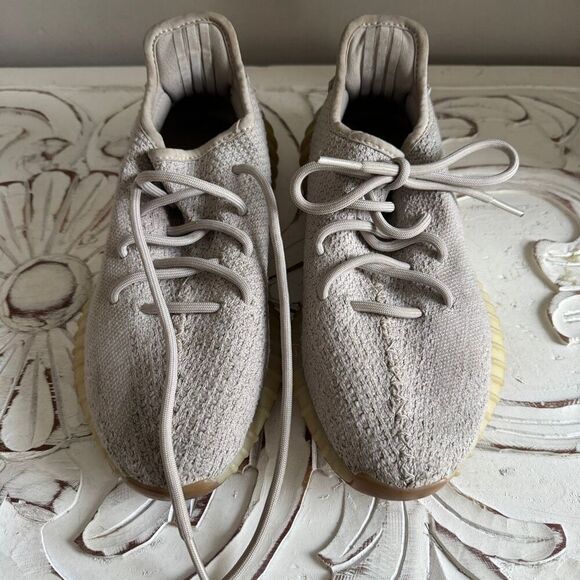 Adidas Yeezy Boost 350 V2 sneakers in the 
